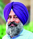 Anti-Drug Activist Jhota's Shooting in Mansa Triggers Political Storm