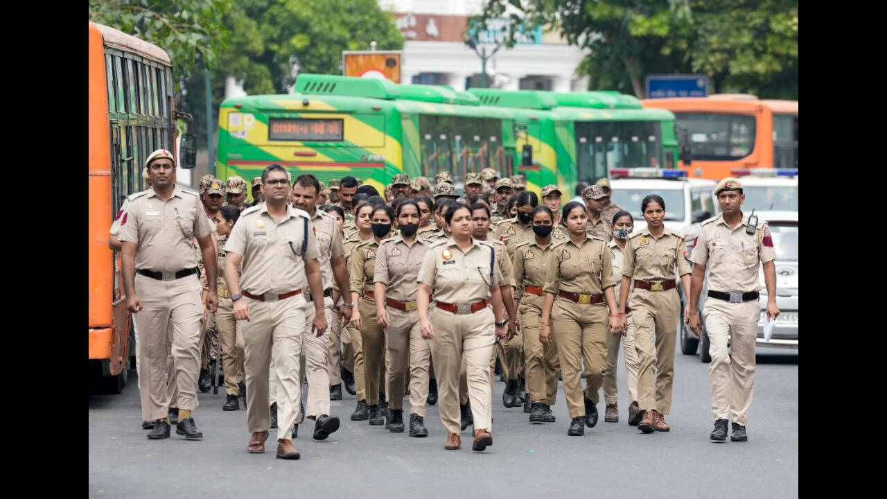 Delhi protest: Journalists slapped with SC/ST Act for casteist slur against ACP