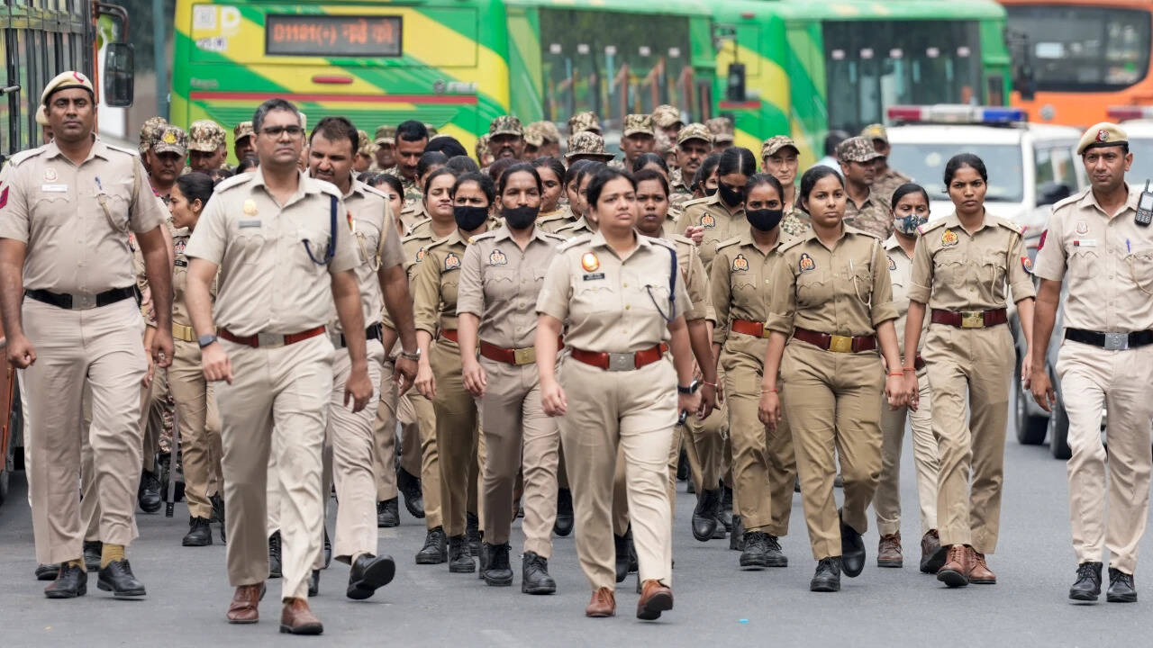 Delhi protest: Journalists slapped with SC/ST Act for casteist slur against ACP