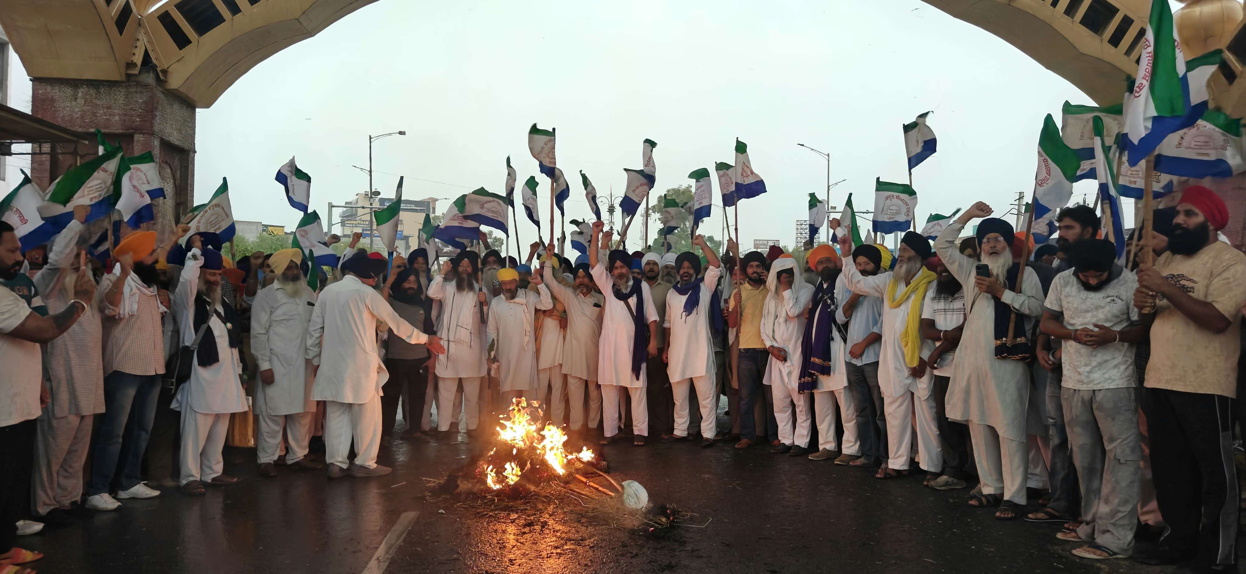 Punjab Bandh Paralyzes Amritsar as Shops Close Across Districts