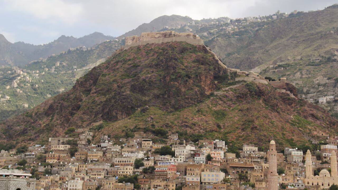 Houthis close in on key Yemen city of Taiz: Why a global trade route is at risk