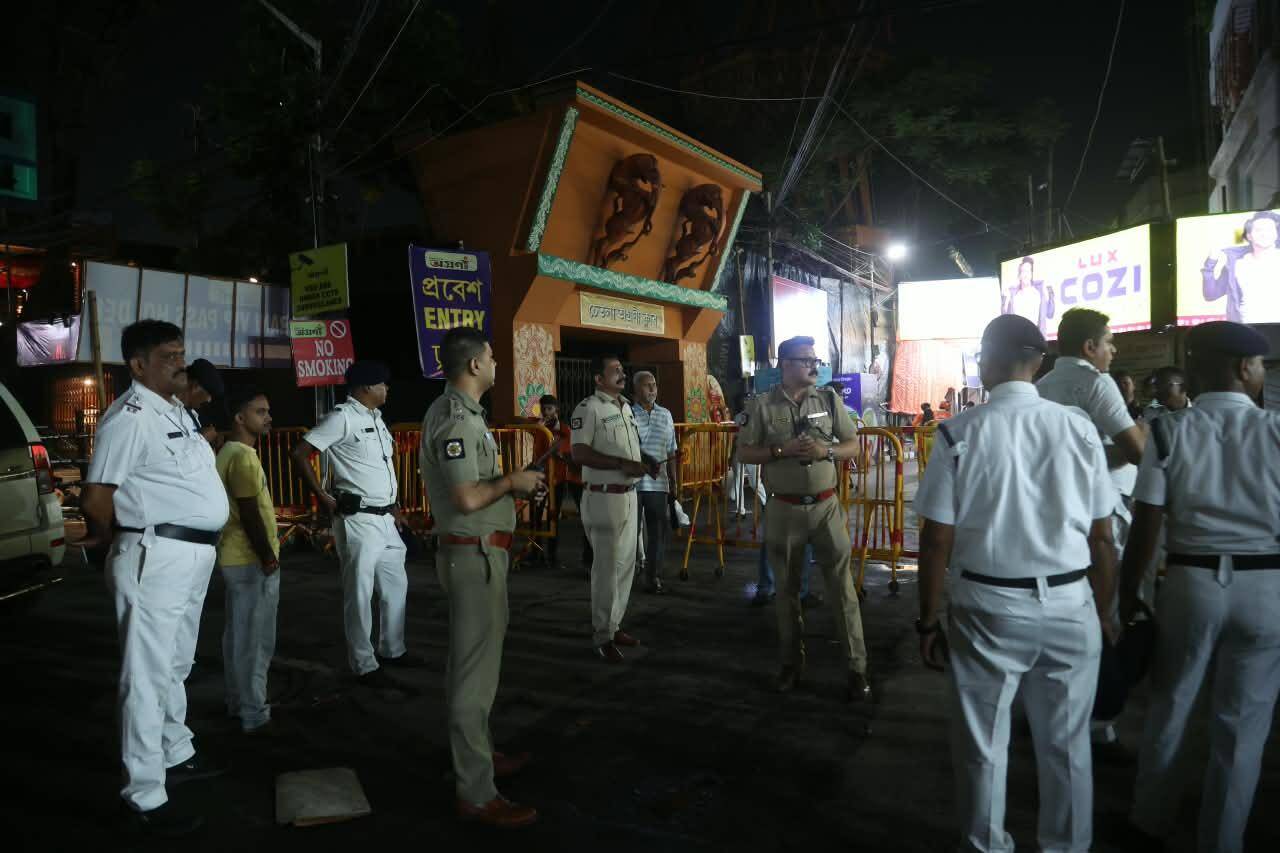 Kolkata’s Festive Silence: Pujas Halted Amidst Gloom