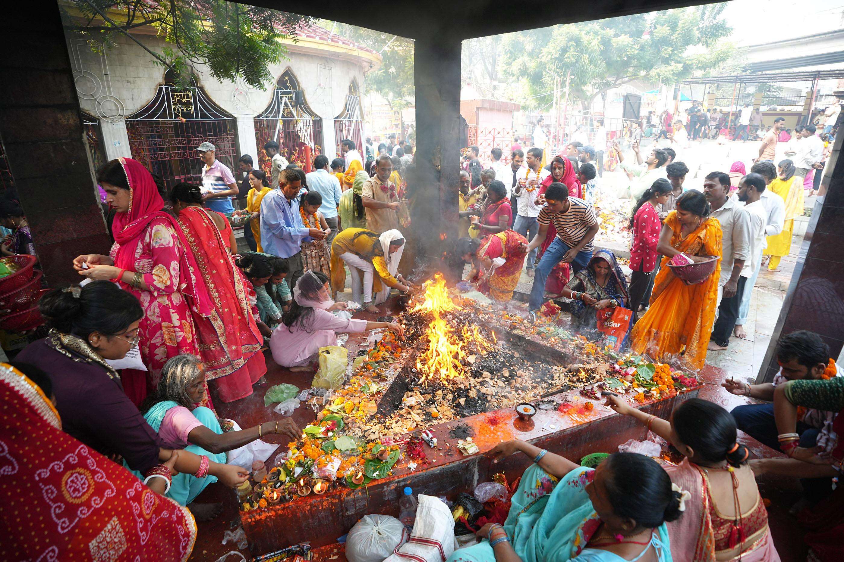 Patna Fire Department Flags Forty‑Six Puja Pandals for Safety Violations