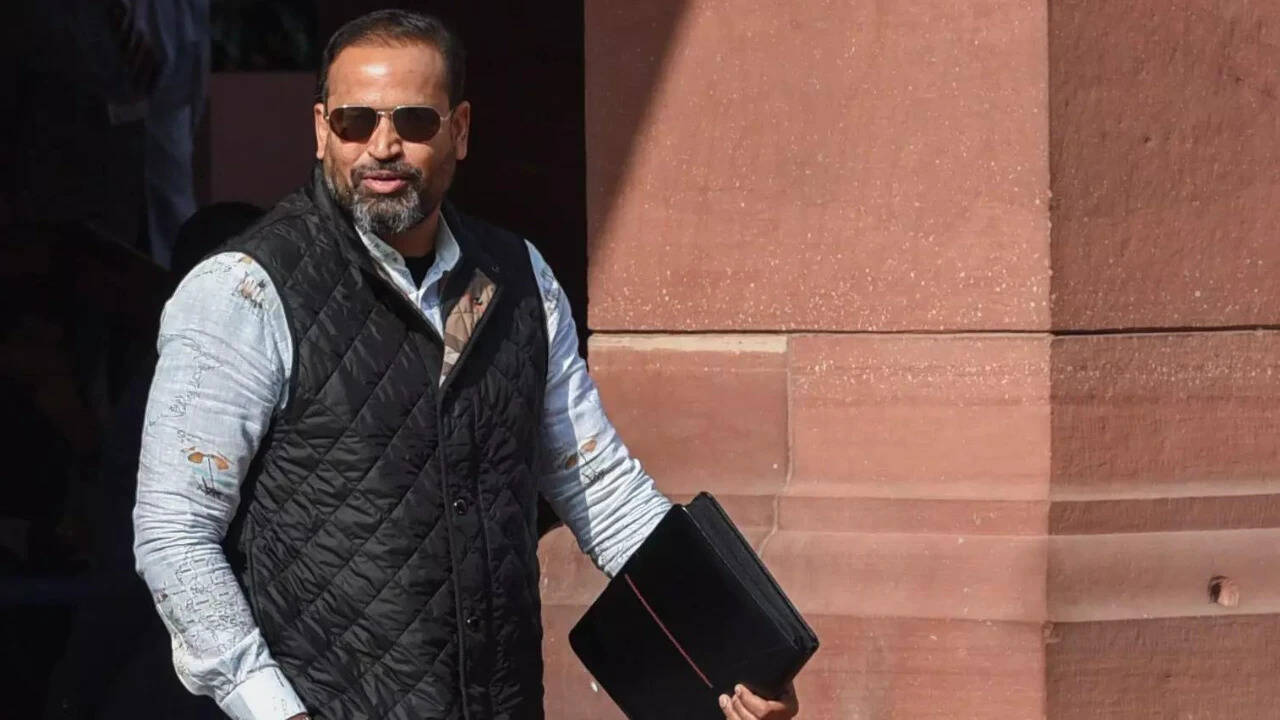 Gujarat Government Allocates Land to Yusuf Pathan After Political Rift