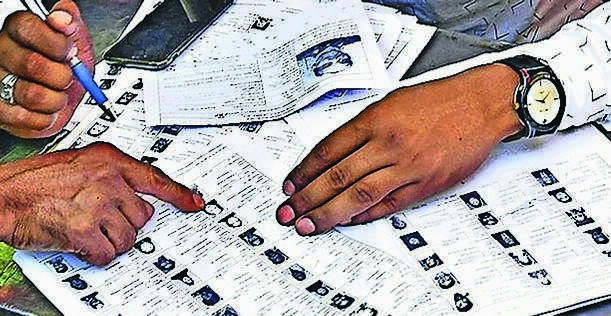 Maharashtra Requests Extension on Drought‑Related Relief Claims Amid Mass Migration