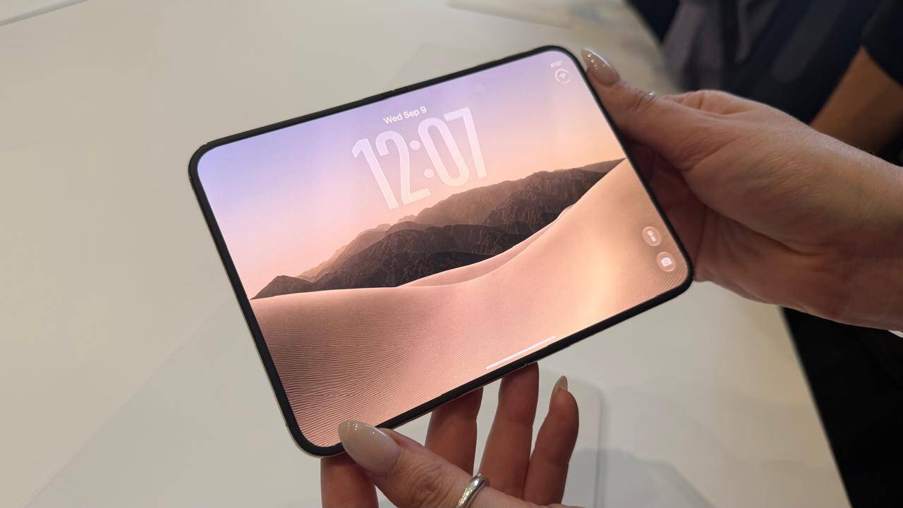 Can a customer buy more than two iPhones at one time: What Apple Store ‘warning’ says