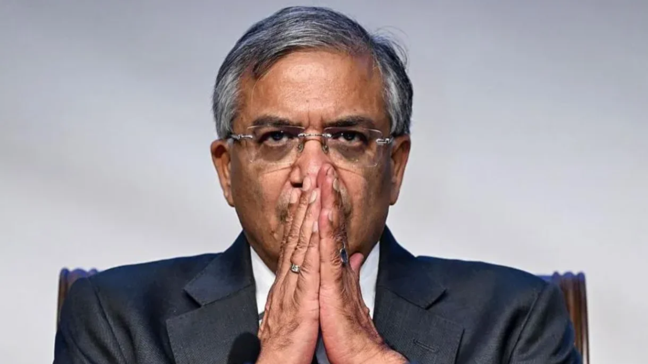 CEC impeachment: Birla says fresh motion will be examined as per rules