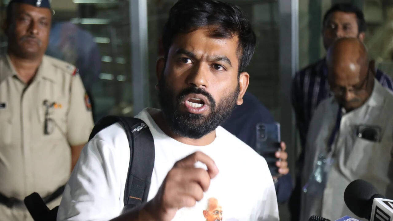 ‘Why not, he wasn’t waving the Tiranga’: CJP's Dipke mocks VanDyke court order