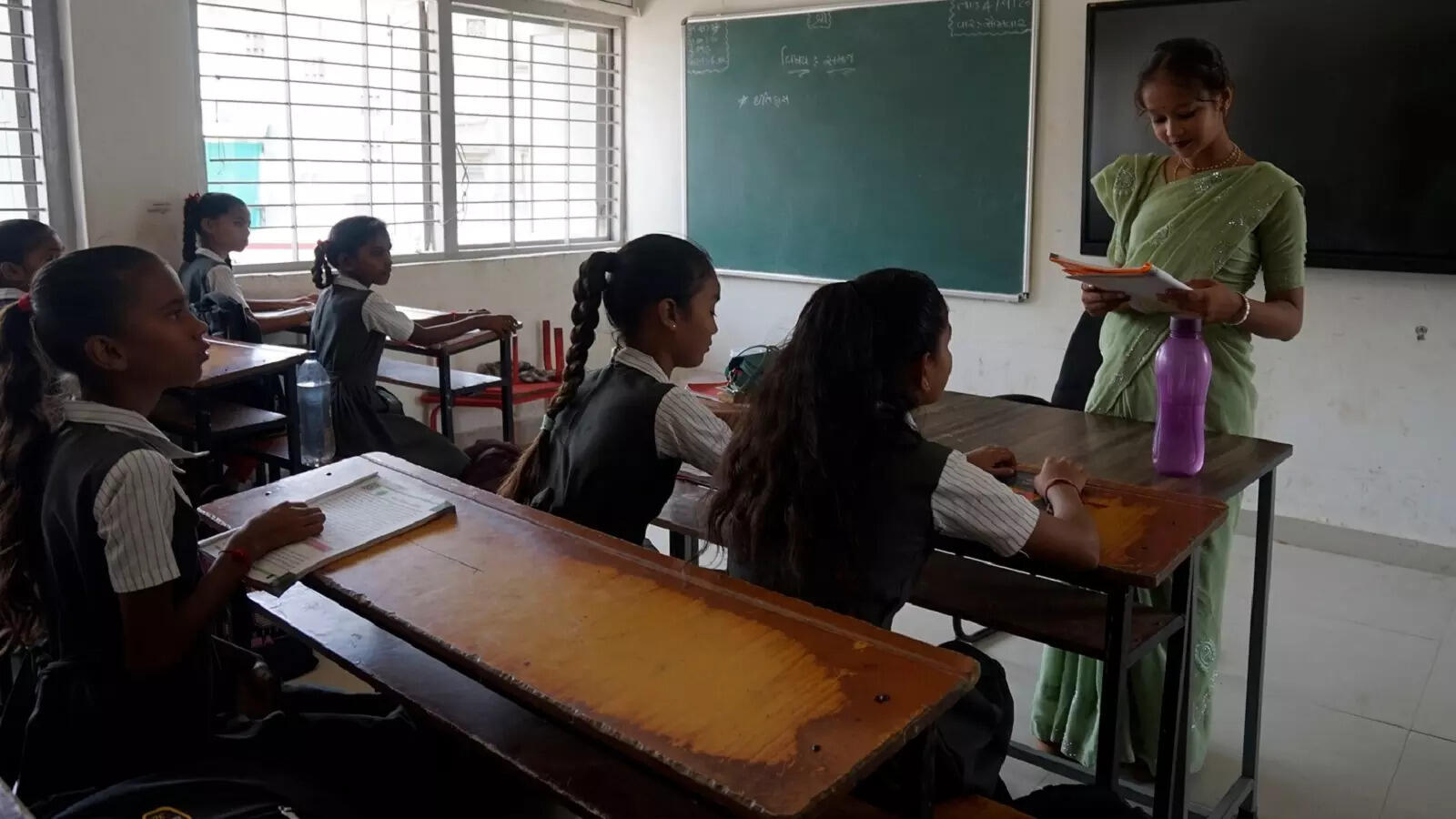 UPESSC Assistant Teacher recruitment 2026: Registration begins for 17,735 UP TGT posts; check eligibility and key details