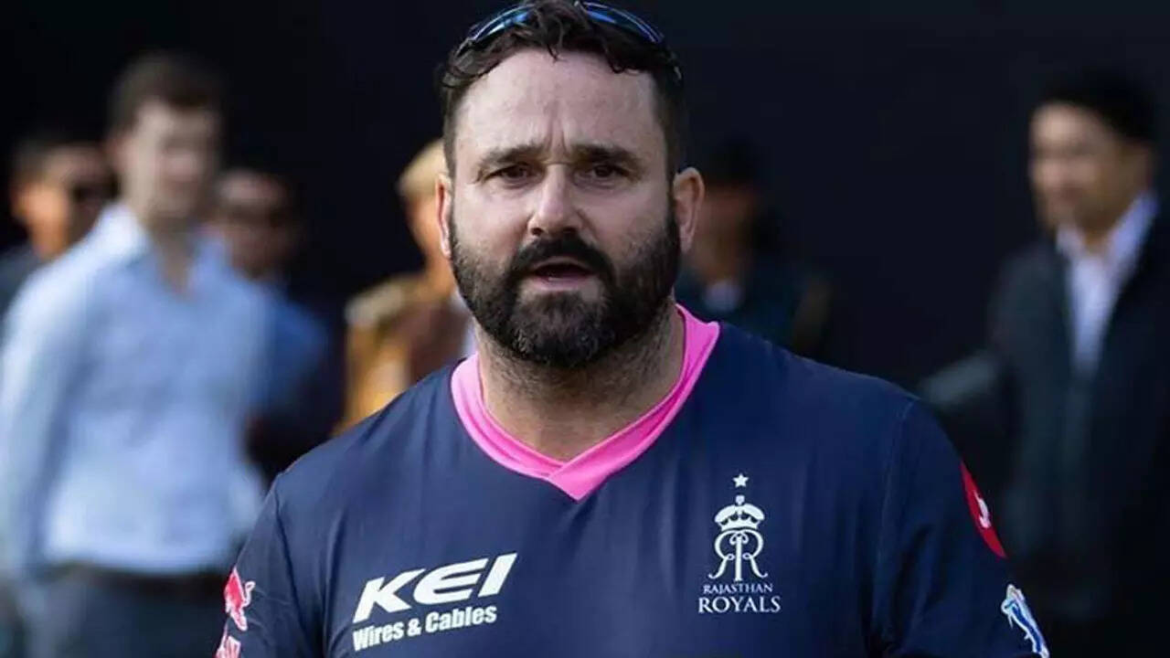 IPL 2027: Steffan Jones joins Mumbai Indians as bowling consultant