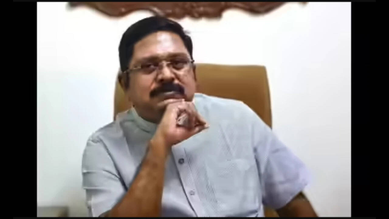 DMK, AIADMK will never join hands: Dhinakaran