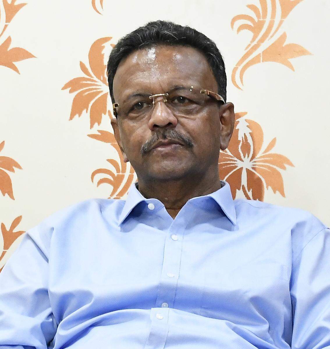 Firhad opts out of KMC contest, hints at retirement after end of MLA term