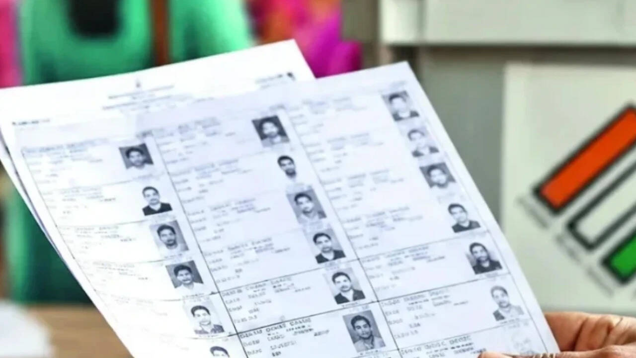 FIR against Dharavi man for filing 24 SIR forms in a day to delete voter names