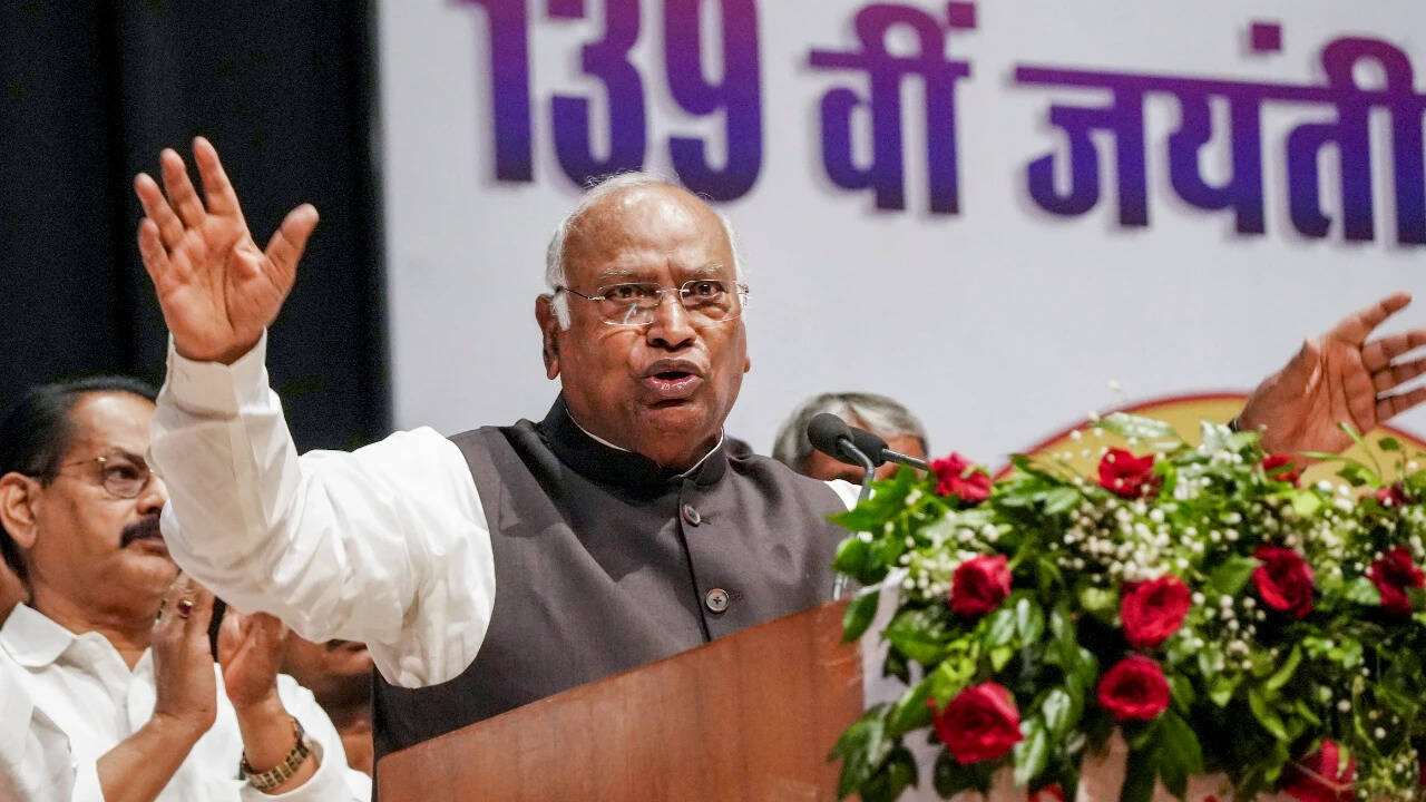 'Second war of independence': Kharge targets BJP-RSS, calls for nationwide movement against SIR