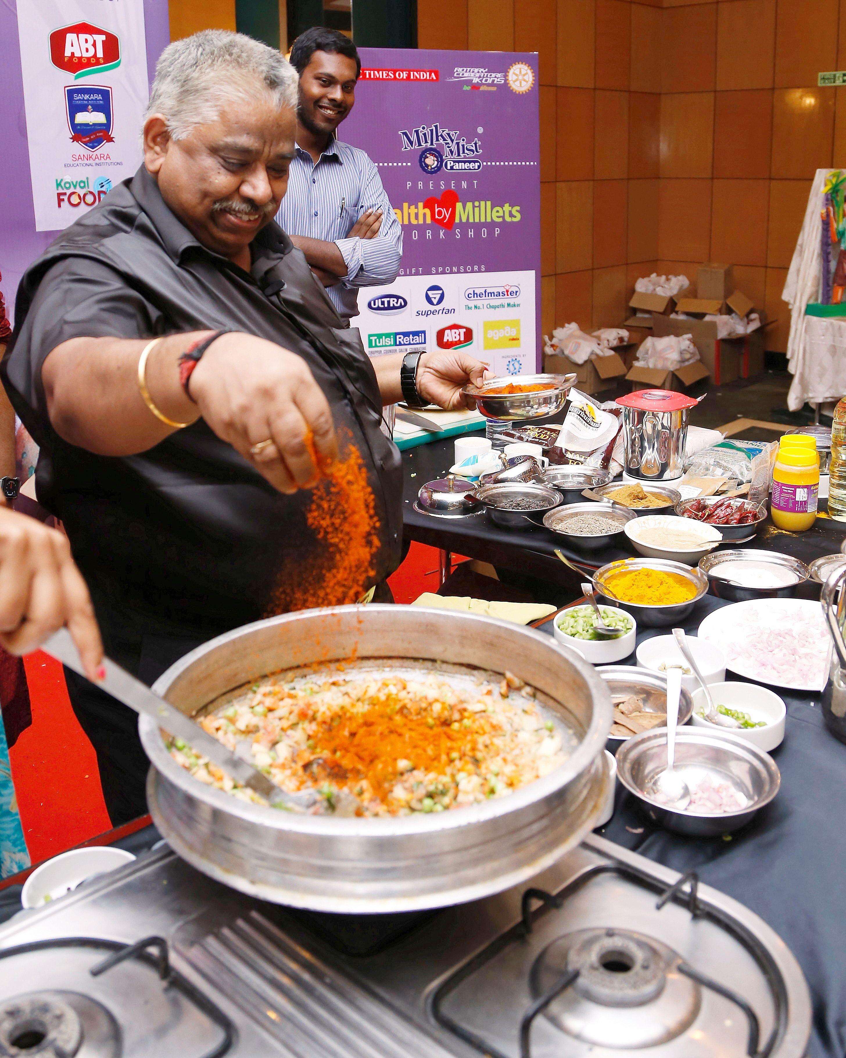 Vijay, Tamil Nadu leaders pay tribute to chef Damu
