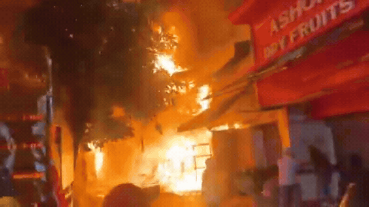 Massive fire engulfs Shiv Market near Jammu Railway Station, 35-40 shops gutted