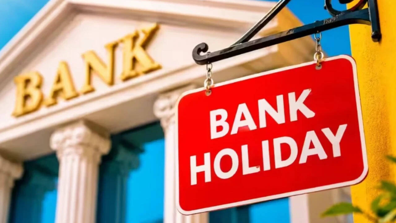 Bank holiday on Valmiki Jayanti: Will banks remain shut on October 26? Check list