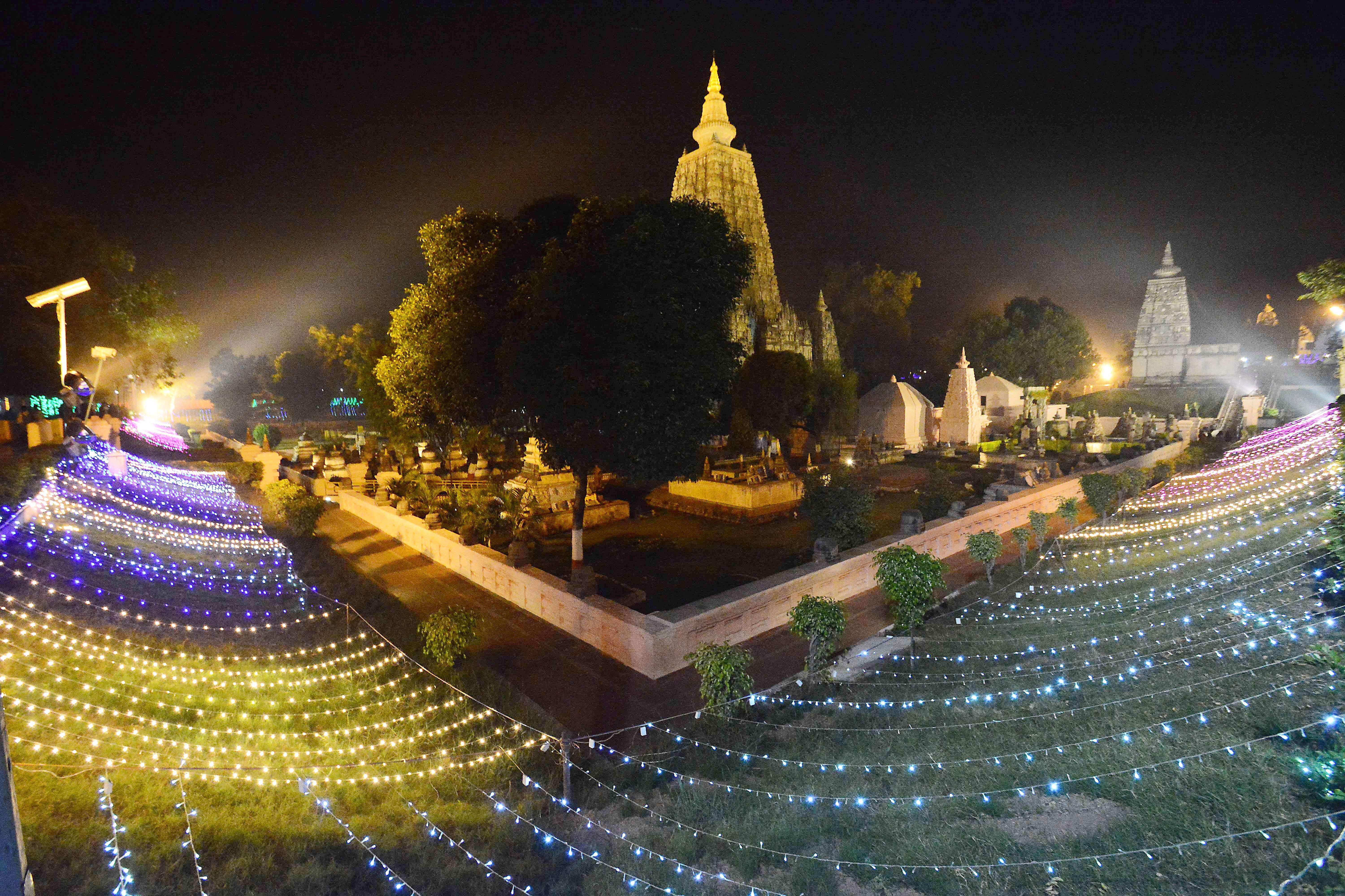 Japanese Pilgrims Deliver Peace Messages at Bodh Gaya