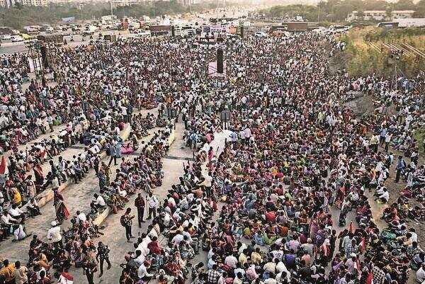 Tribals-farmers’ march near Mumbai called off after talks with Maharashtra govt