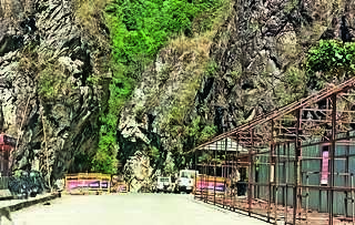 Forces fortify key Arunachal bridge to fight dam objectors