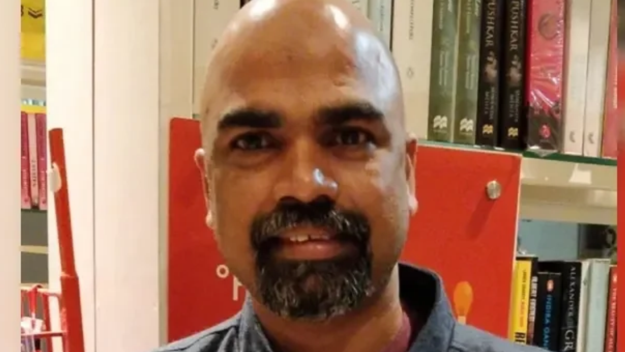 Cops whisk away, humiliate Chennai professor over fake social media post