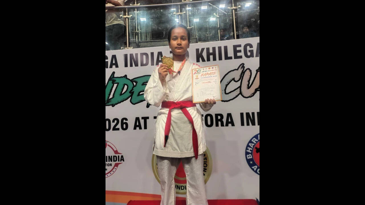 Meet Janmoni Konwar, the 17-year-old girl whose home was washed away in the Assam floods; all sources of income lost; today she has won gold at the national karate championship