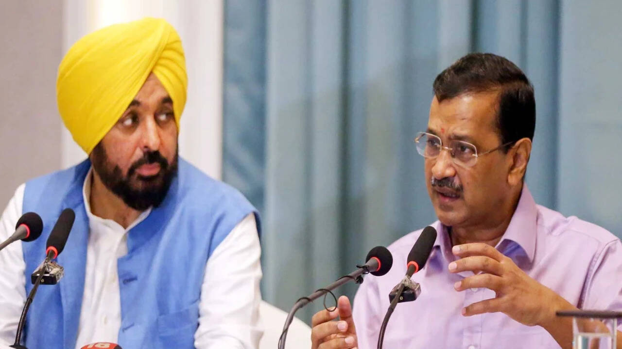 AAP discusses Punjab poll candidates at Kejriwal’s residence; first list due October 31