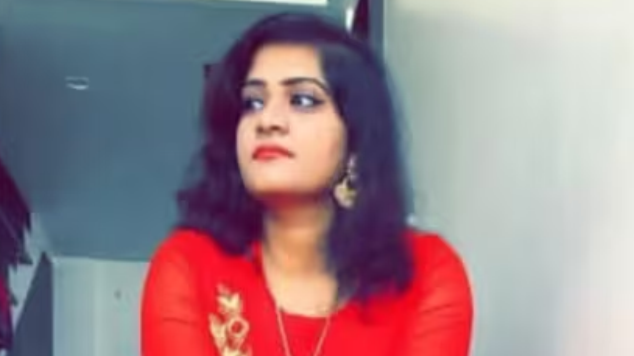 Woman who secretly returned from UK without informing family found dead in Pune flat