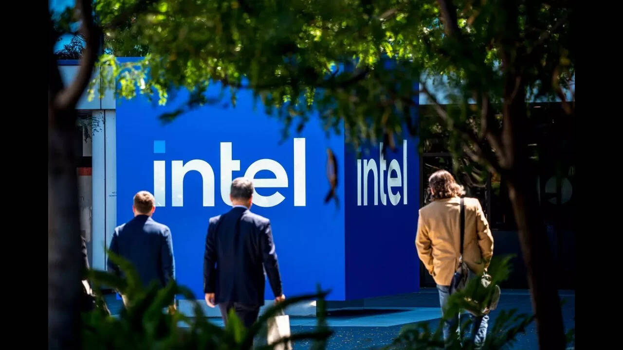 Intel stock falls most since 1974 as Israel plant shutdown hits; US stake loses $12B