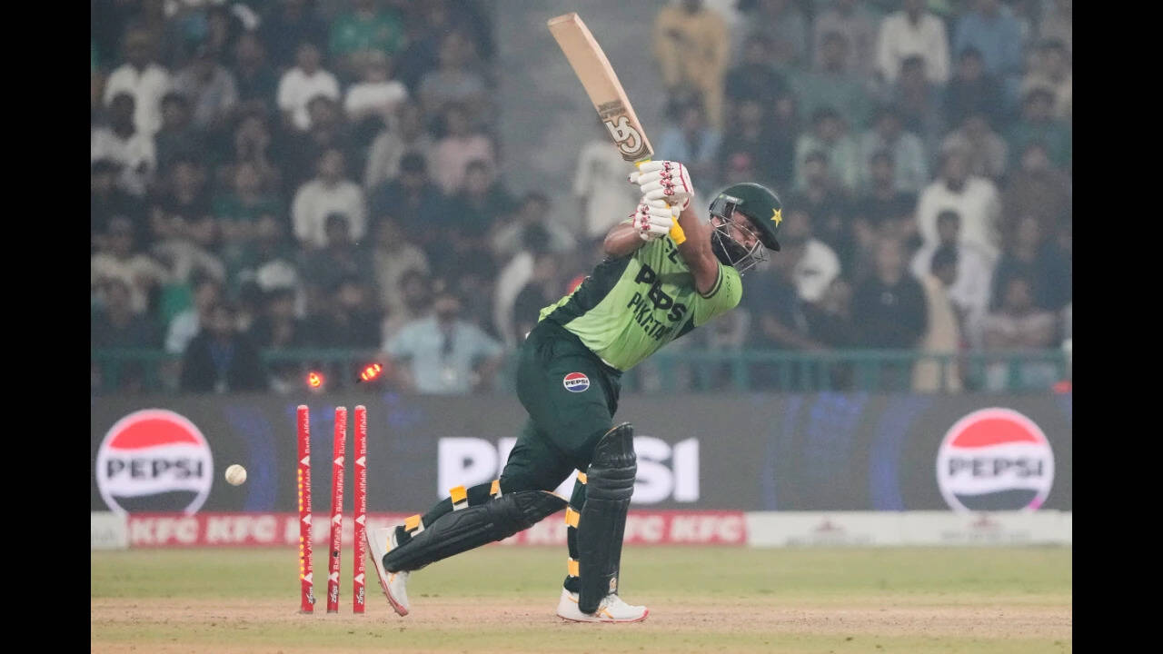 Fakhar Zaman's century powers Pakistan to ODI Tri-Series title