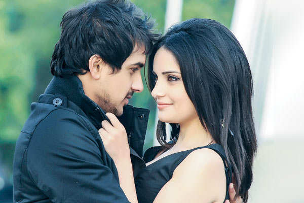 Huff! It's Too Much: A candyfloss romance with a real touch | Hindi Movie  News - Times of India