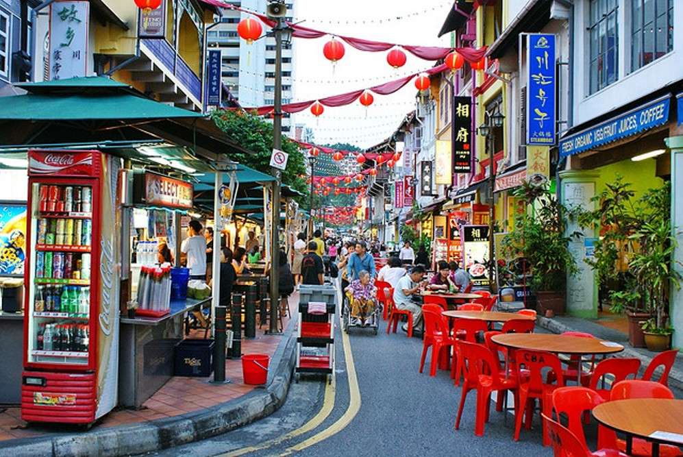 Shopping in Singapore for versatile shoppers