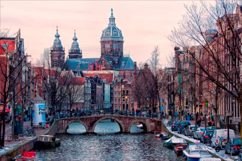 12 things to complete your Amsterdam experience!