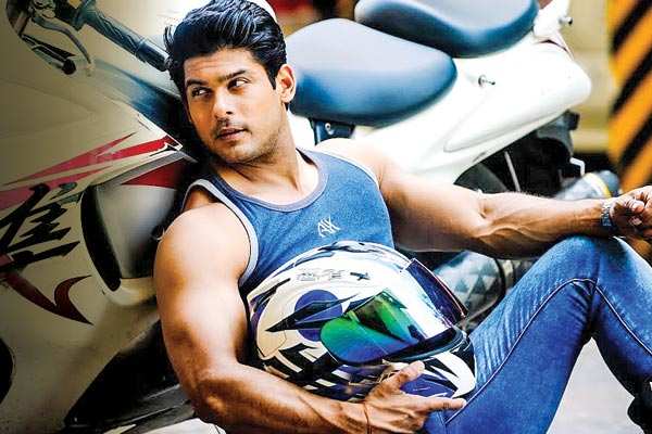 Sidharth Shukla: Sidharth Shukla is a night rider - Times of India