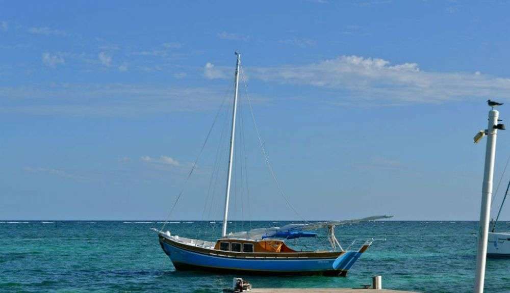 The truly remarkable Belize sail