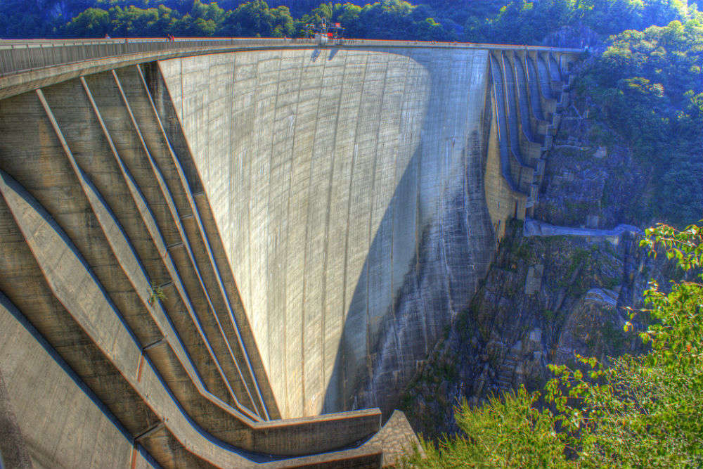 GoldenEye: Verzasca Dam