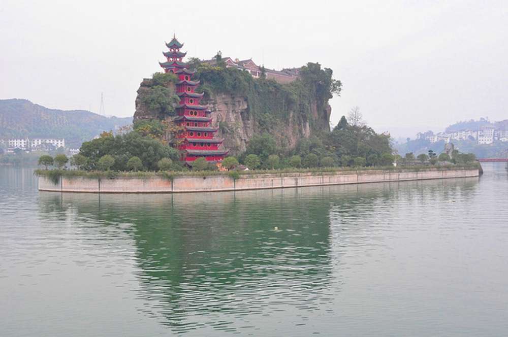 Cruising the Yangtze River