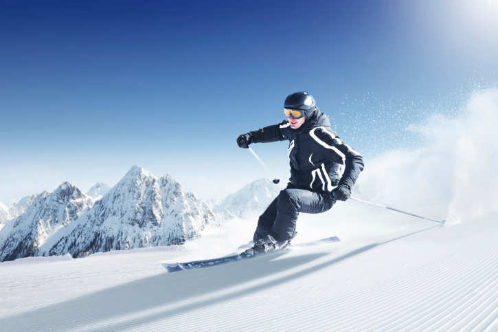 The best places for skiing in India