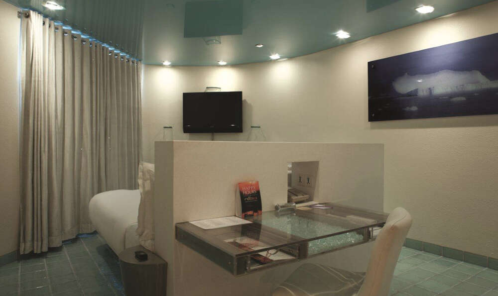 The Waterstones Hotel