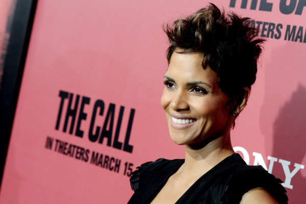 It S Not Easy Being A Working Mom Halle Berry English Movie News Times Of India