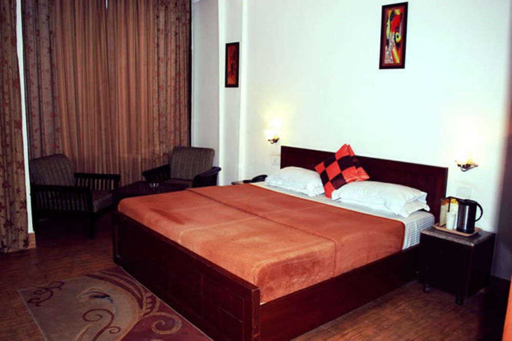 Hotel Mohan Palace