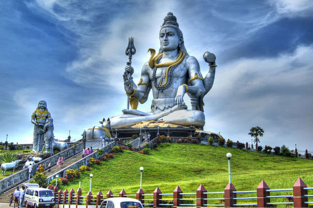A comprehensive guide to things to do in and around Murudeshwar