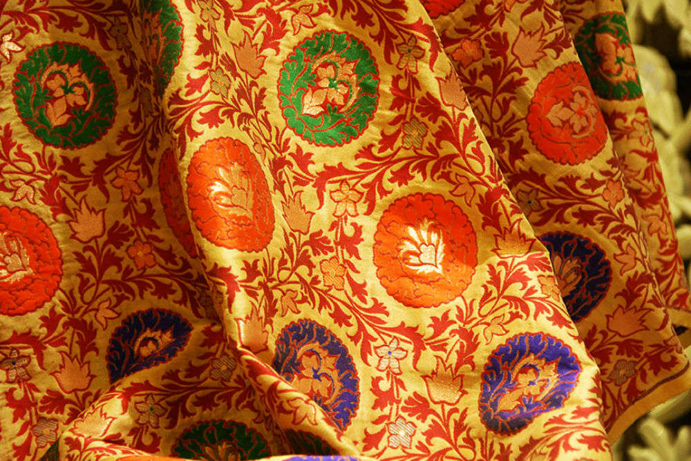 Paithani and Himroo fabric shopping