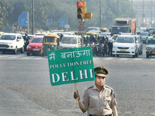 Kejriwal drives home point with odd-even scheme
