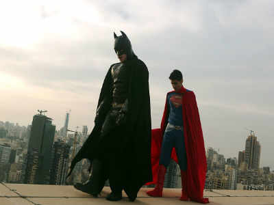 Batman Benchpress vs Superman Squats - Times of India