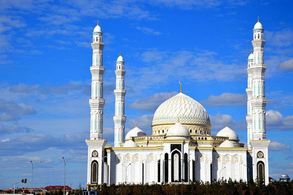 Hazrat Sultan Mosque