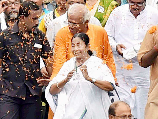 Mamata Banerjee Set To Storm Back To Power In West Bengal - Times Of India