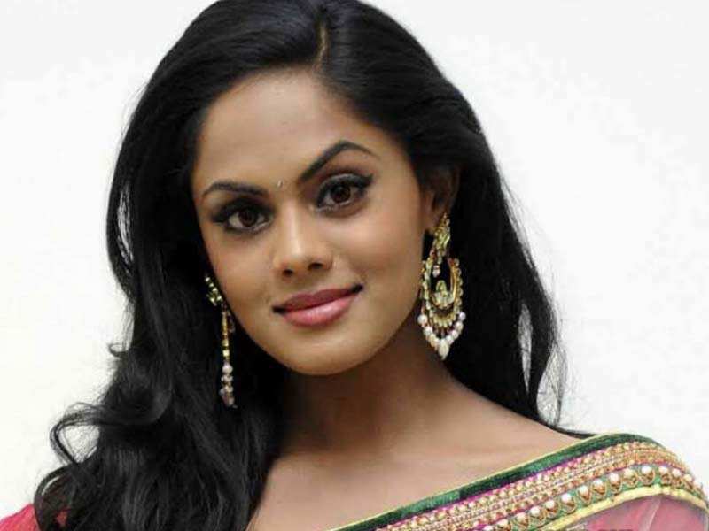 Radha: Actress Karthika on 'Comedy Super Nite' - Times of India