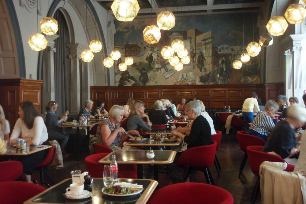 The RA Grand Café