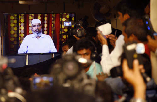 No plans to return to India this year: Zakir Naik